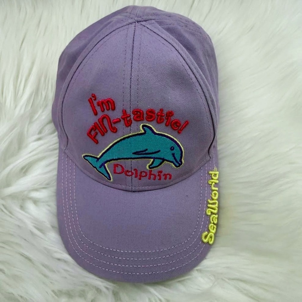 SeaWorld Purple Dolphin Hat Im‎ Fin-tastic Adjustable Souvenir Baseball Cap
